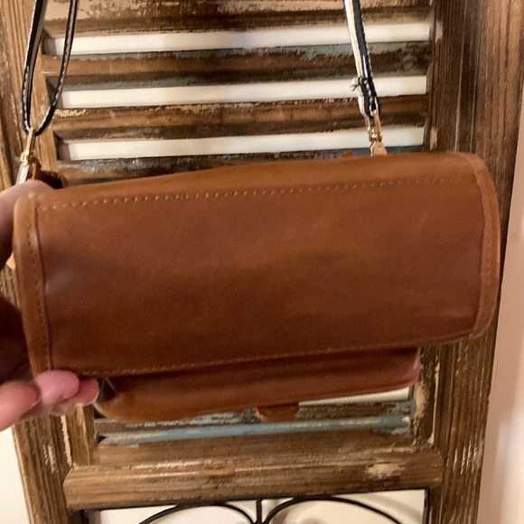 JW HULME CO EDITOR CORRESPONDENT BROWN SADDIE HERITAGE SHOULDERBAG LEATHER - Picture 12 of 13